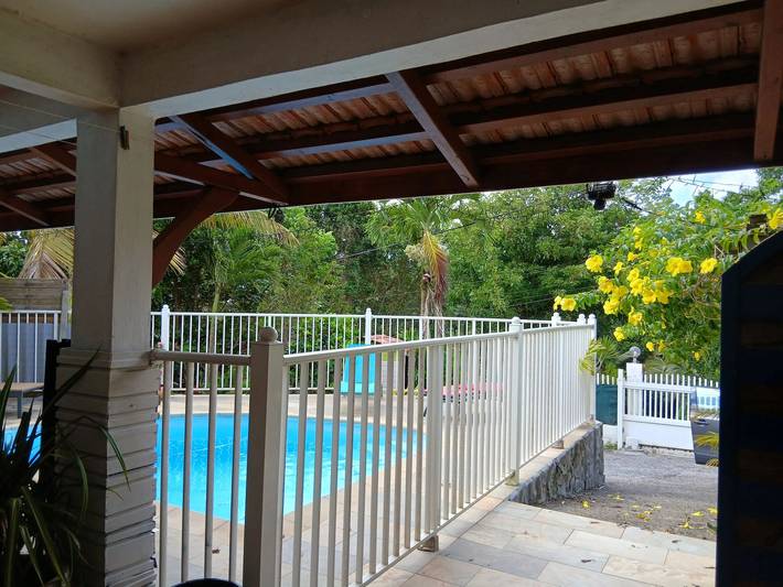Apartamento de vacaciones para 7 personas, con terraza además de piscina y jardín - 1