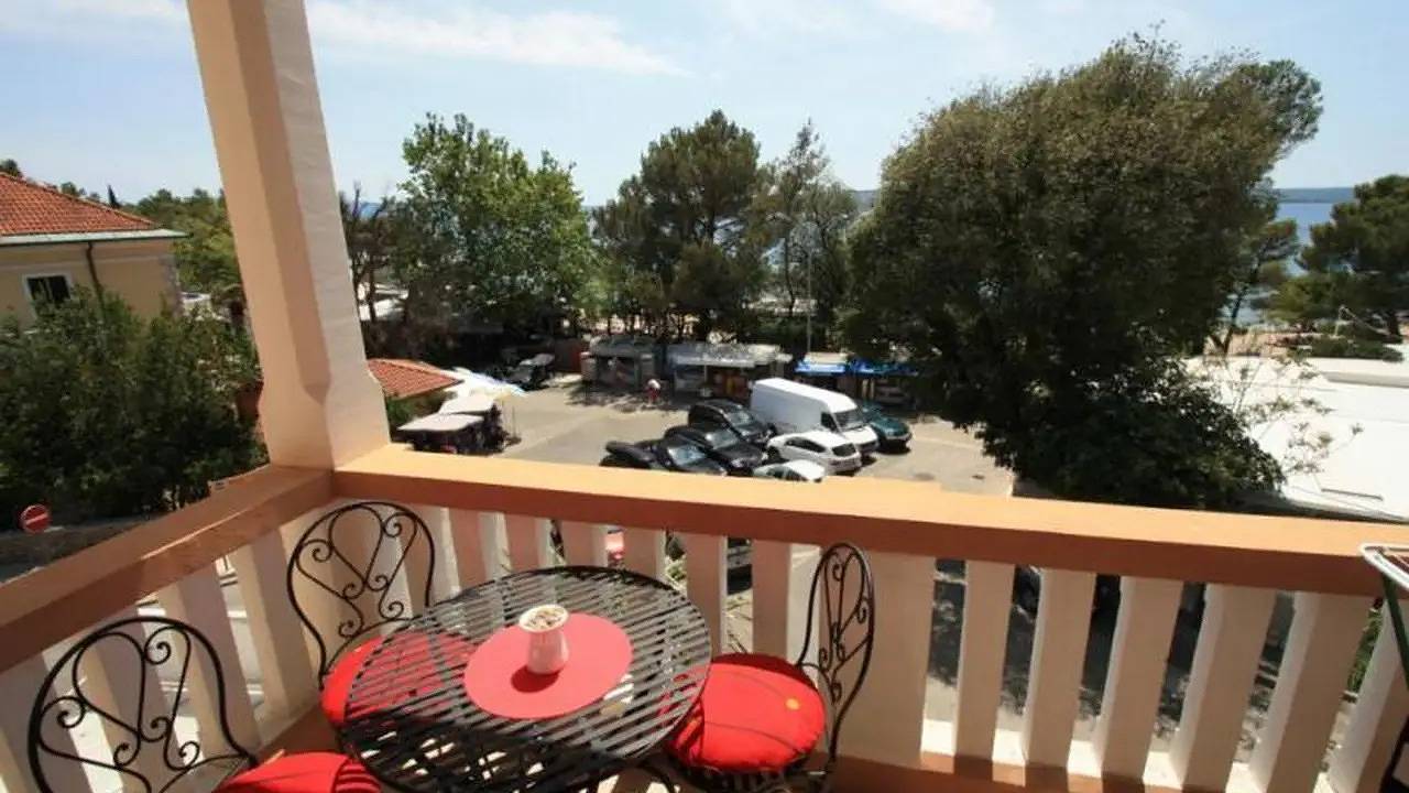 Appartement de vacances entier, Appartement de vacances pour 4 personnes avec balcon in Crni molo, Crikvenica