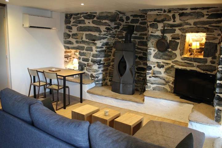 Gîte pour 4 personnes, avec Terrasse et Jardin à Araules