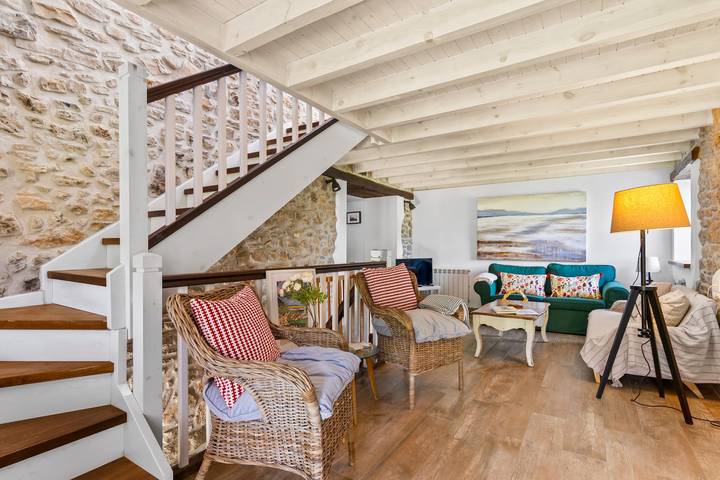 Casa de vacaciones para 6 personas, con Balcón y Jardín en Comarca de Oriente - 3