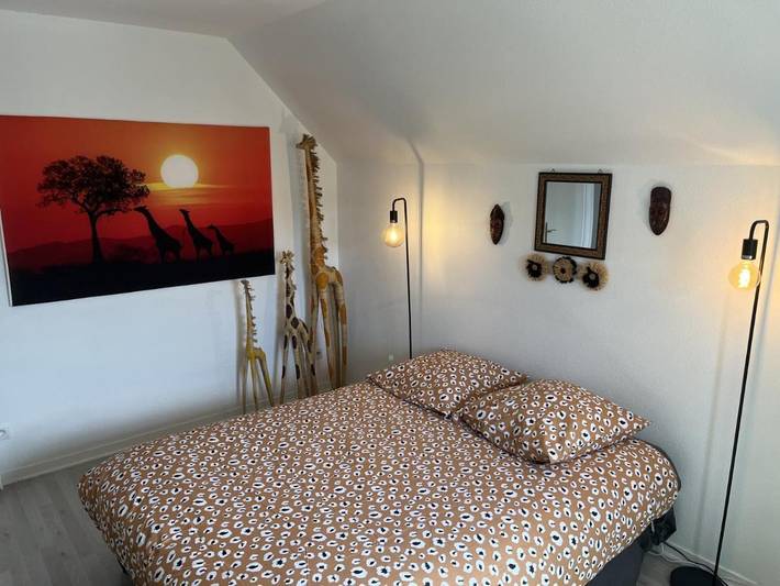 Location de vacances pour 5 personnes, avec terrasse ainsi que jardin et jacuzzi, animaux acceptés à Magny-le-Hongre - 3