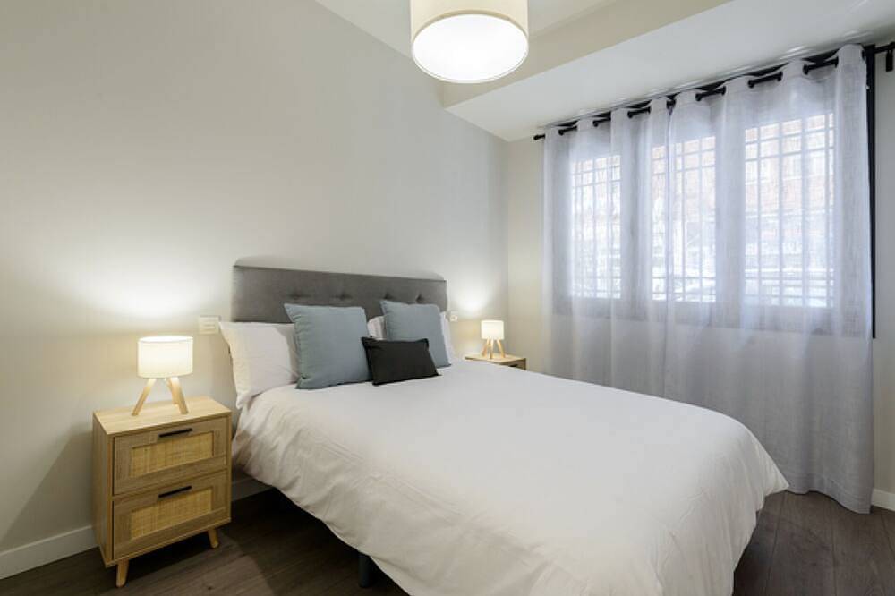 Entire apartment, Torrejón Suites Apartment. Low 7 in Torrejón de Ardoz, Madrid Province