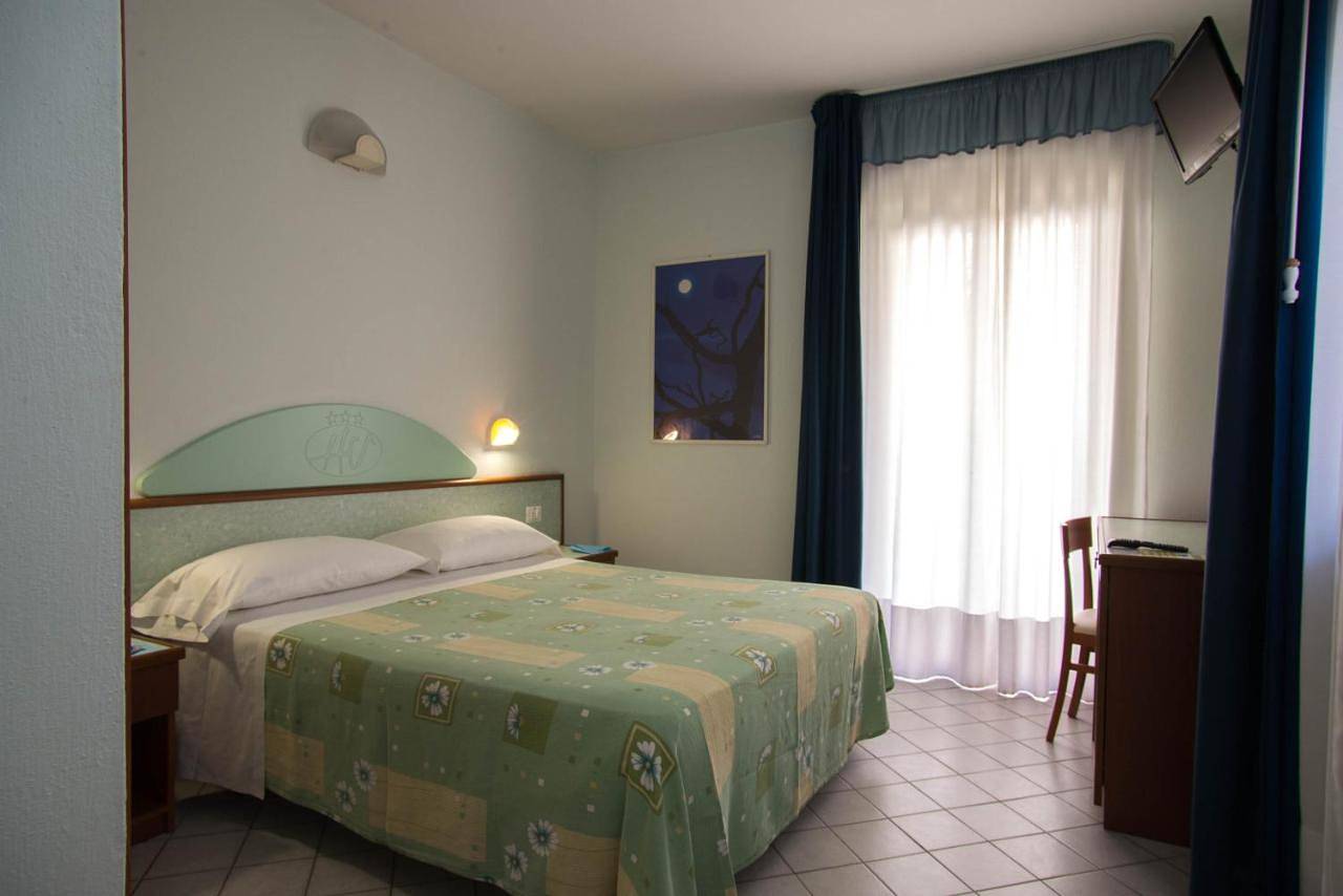 Hotel Gli Ulivi in spiaggia della Galleria (Satriano), Soverato