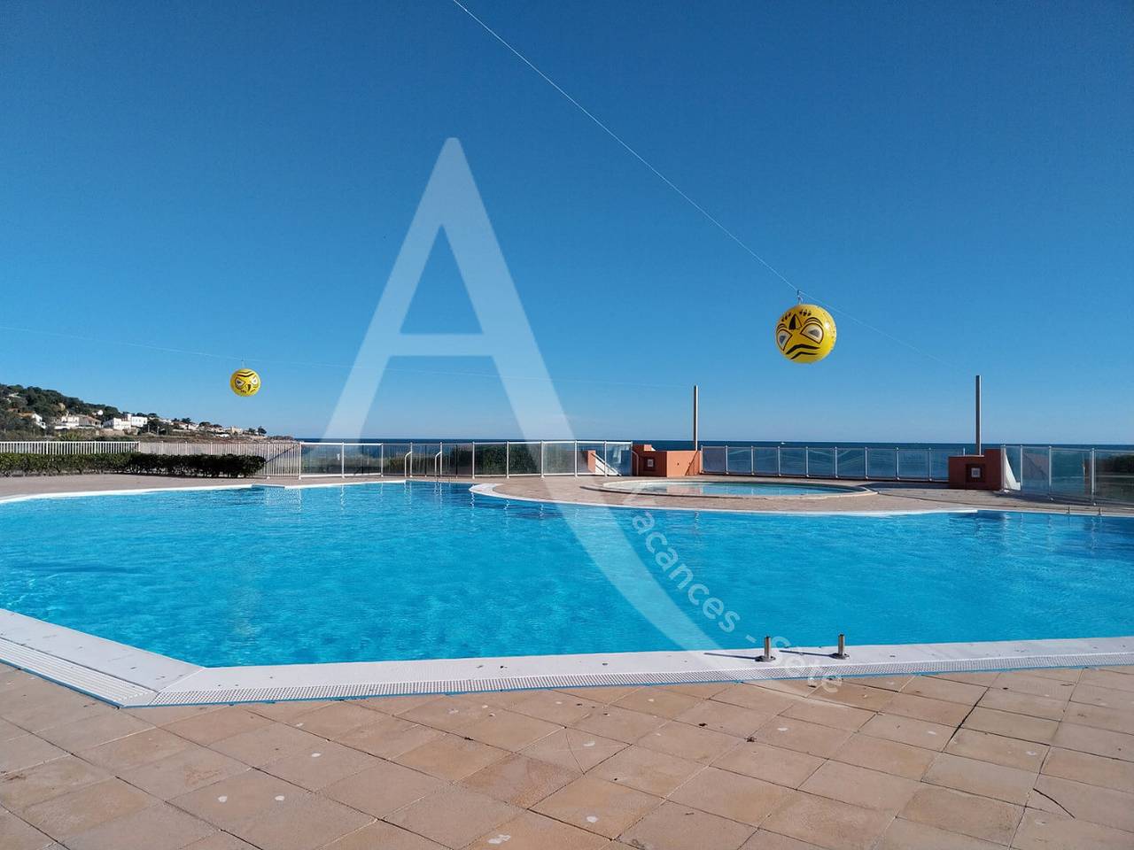 Ganzes Studio, 165 / Studio Vue Mer Avec Parking Et Piscine in Sete, Côte d'Améthyste