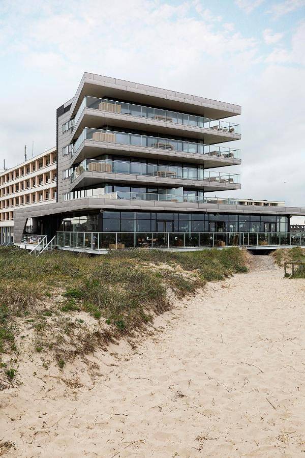 Ferienwohnung für 8 Personen, mit Balkon und Terrasse sowie Ausblick in Egmond