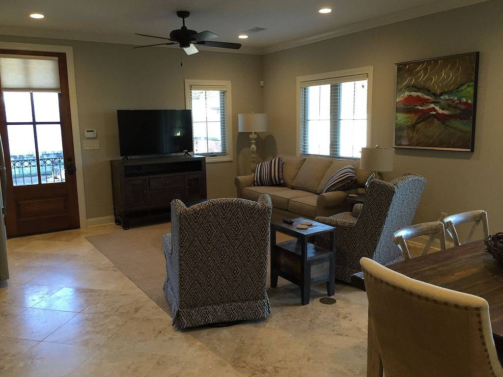 Ganze Wohnung, Tolle Wohnung am North Lamar Boulevard in der Nähe des Platzes und Ole Miss in Oxford (MS), Lafayette County