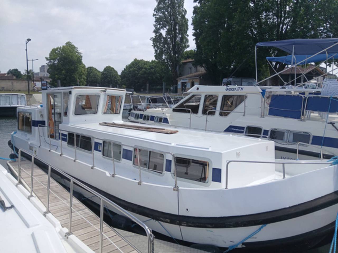 Pénichette vintage sur l'eau - 6 pers. in Cognac, Charente