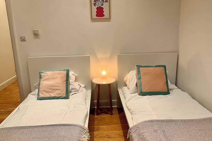 Gîte pour 5 personnes, avec jacuzzi à Watford - 2