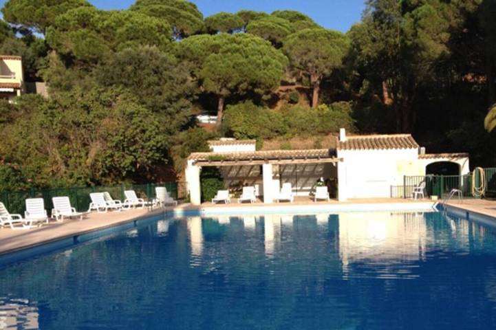 Ferienhaus für 8 Personen, mit Balkon und Pool sowie Garten, mit Haustier in Gigaro