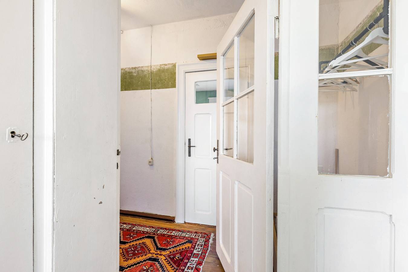 Ganze Wohnung, 3-Zimmer-Apartment mit Garten in historischem Gebäude, Gemeinschaftsgarten & Wlan in Lübben, Dahme-Spreewald