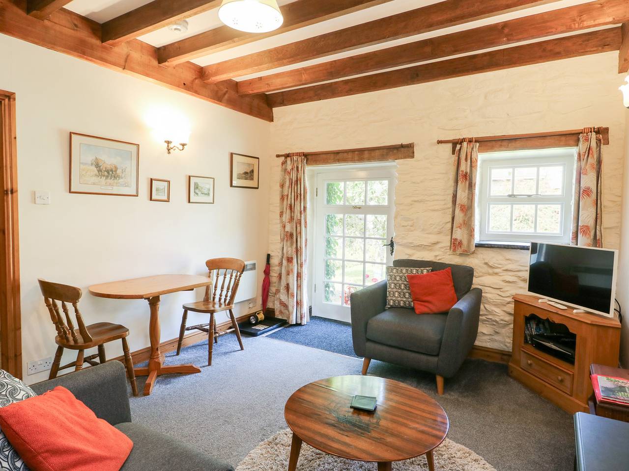Royal Oak Farm Cottage in Betws-y-Coed, Snowdonia