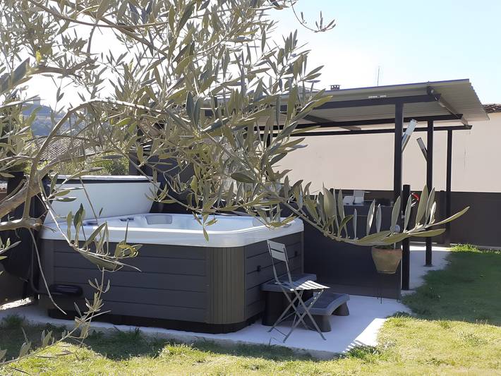 B&B für 2 Personen, mit Whirlpool und Garten, mit Haustier in der Ardèche