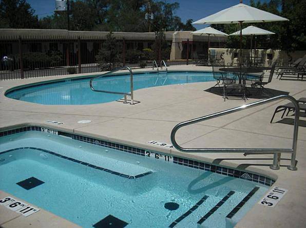Hotel für 2 Personen, mit Garten und Whirlpool sowie Pool, mit Haustier - 1