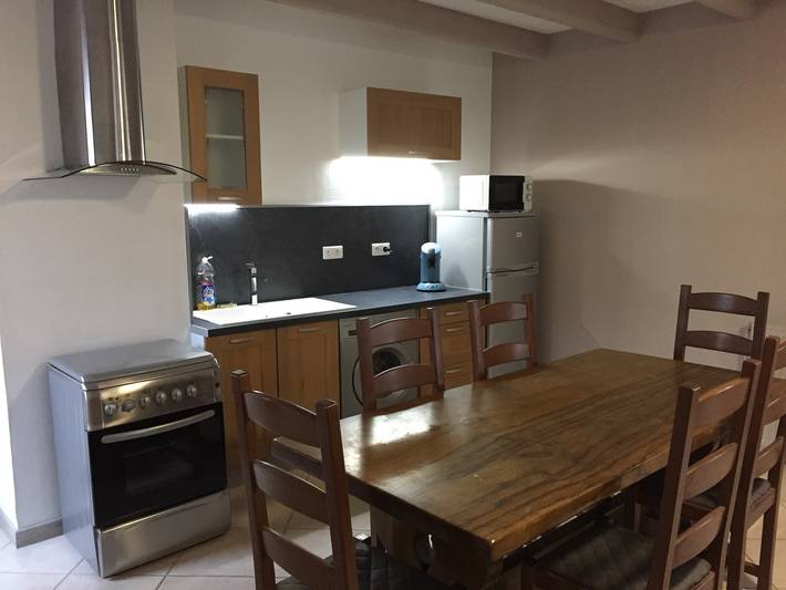 Cottage 'Ara Cottage d’Angéline' with Private Terrace, Garden and Wi-Fi in Mercurol, Valence region