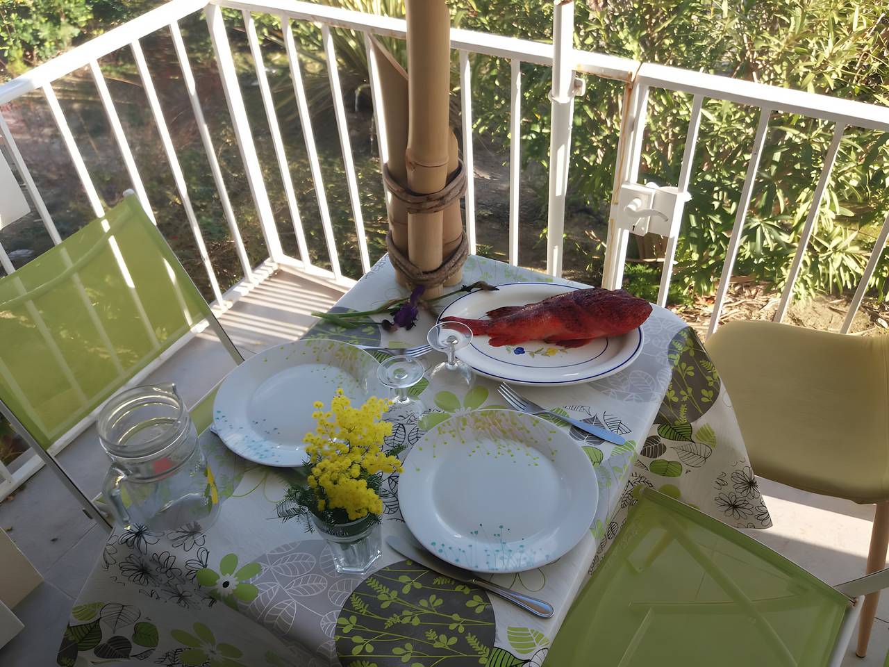 Appartement entier, Appartement 'Le Bougainvillier ' avec balcon, Wi-Fi, parking in Cassis, Parc national des Calanques