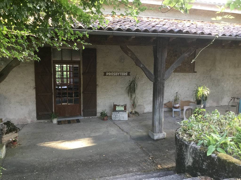 Chambres d’hôtes chez Christine - Chambre Rose in Sousmoulins, Région de Jonzac