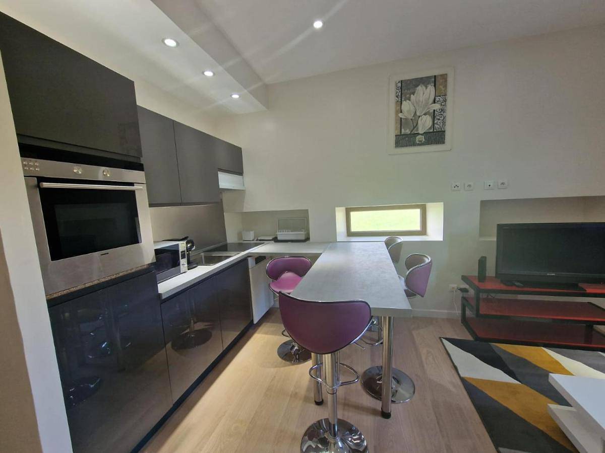 Appartement entier, One-Bedroom Apartment in Contamine-sur-Arve, Région de Bonneville