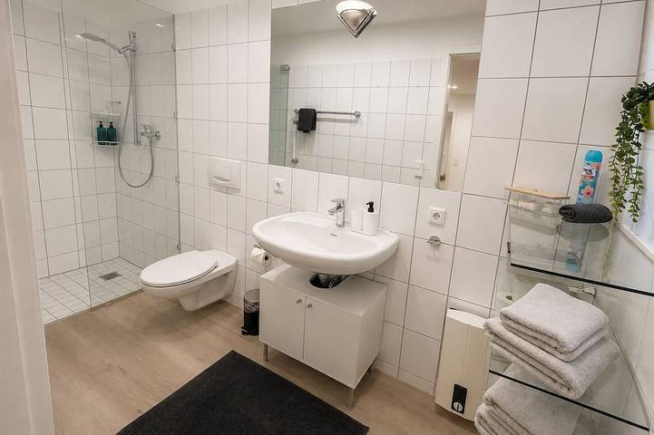 Ganze Wohnung, Modernes Stadt-Apartment in Mg in Mönchengladbach, Niederrhein