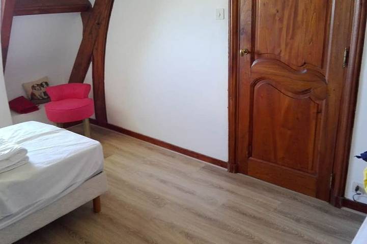 Location de vacances pour 6 personnes, avec terrasse et jardin à Primelin - 4