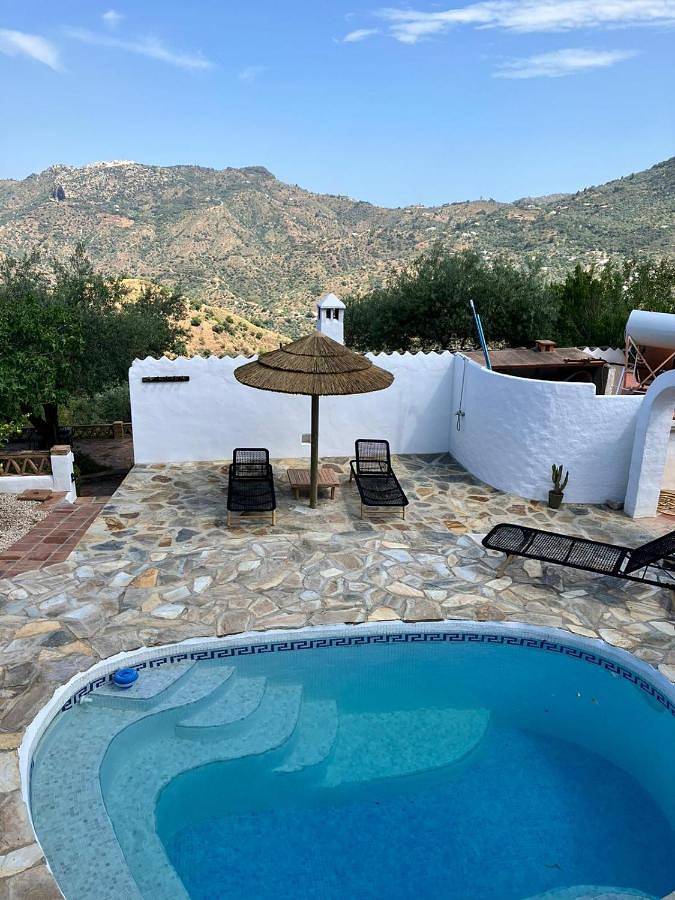 Casa rural para 8 personas, con vistas además de piscina y jardín en Colmenar - 2