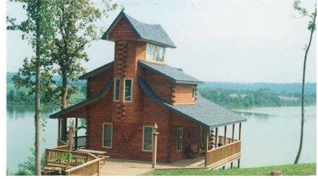 Außergewöhnliche Blick auf den Ohio River und bietet Platz für 2 Boote in Perry County (IN)
