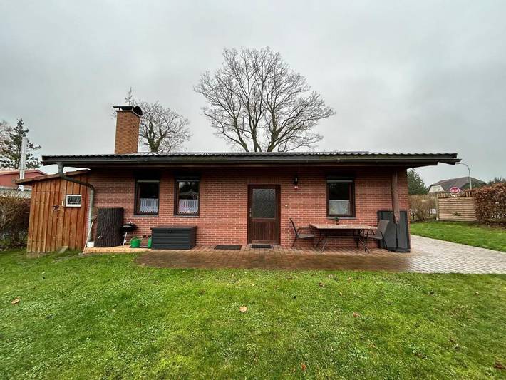 Ferienhaus für 4 Personen, mit Garten und Sauna sowie Seeblick in Dahmen