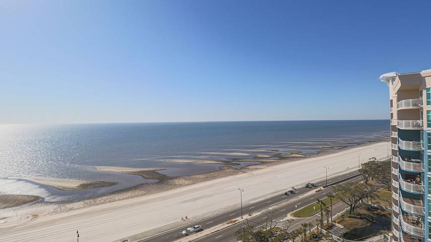 Vacation rental for 6 people, with sauna and balcony as well as pool in Gulfport