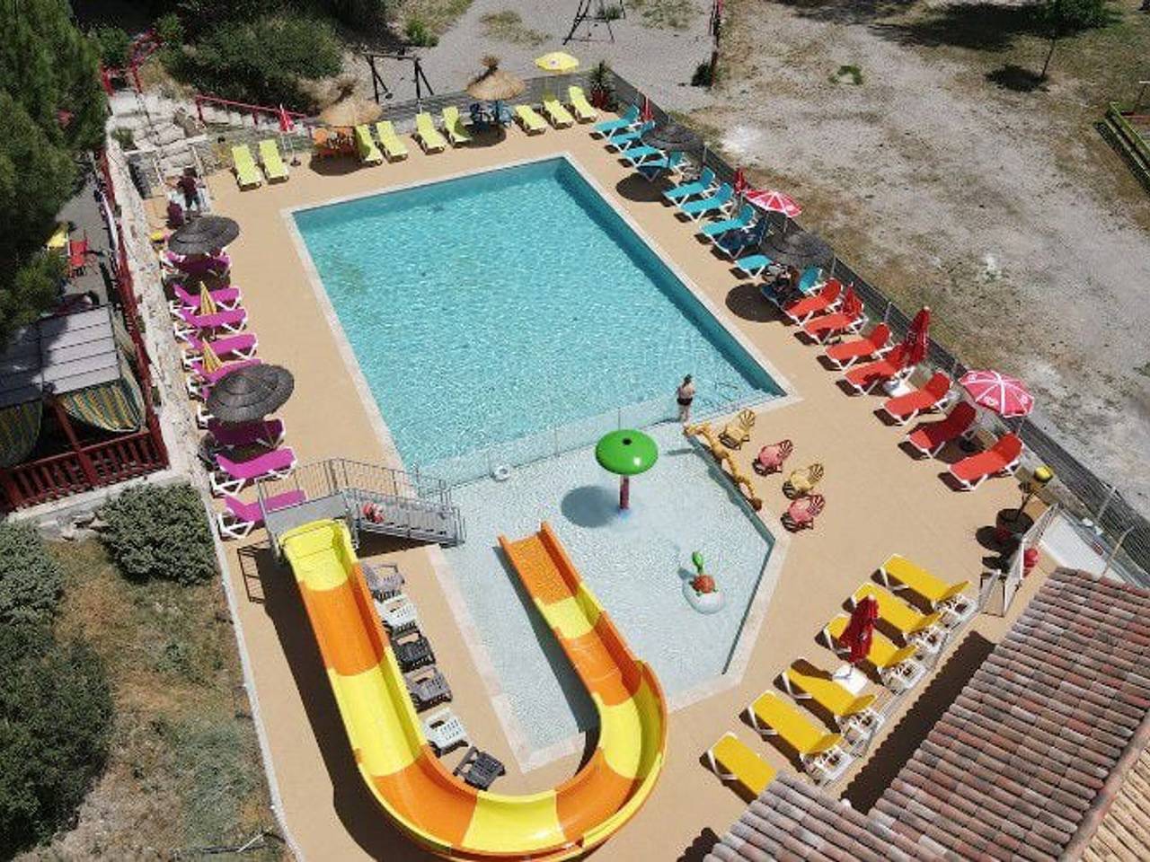Mobile Home de luxe avec piscine, Internet, 200m de la rivière Le Largue in Saint-Maime, Parc naturel régional du Luberon