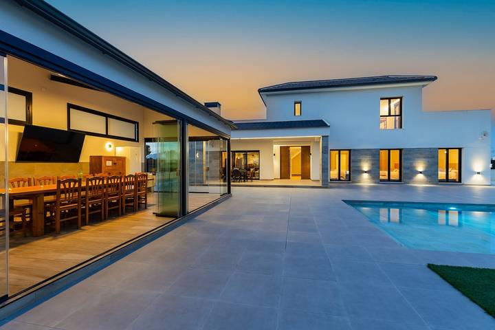 Casa rural para 16 personas, con piscina y jardín, Familias con niños en Catral - 3