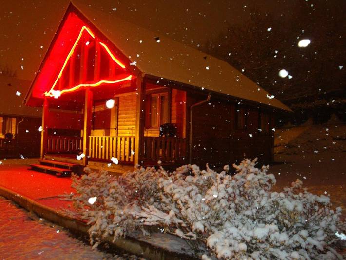Parc de vacances pour 5 personnes, avec vue sur le lac ainsi que vue et jardin dans Occitanie - 2