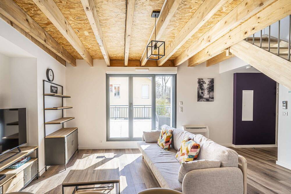 Entire apartment, Apartment Comfortable in the centre of Pau: parking, Ac... in Pau, Béarn