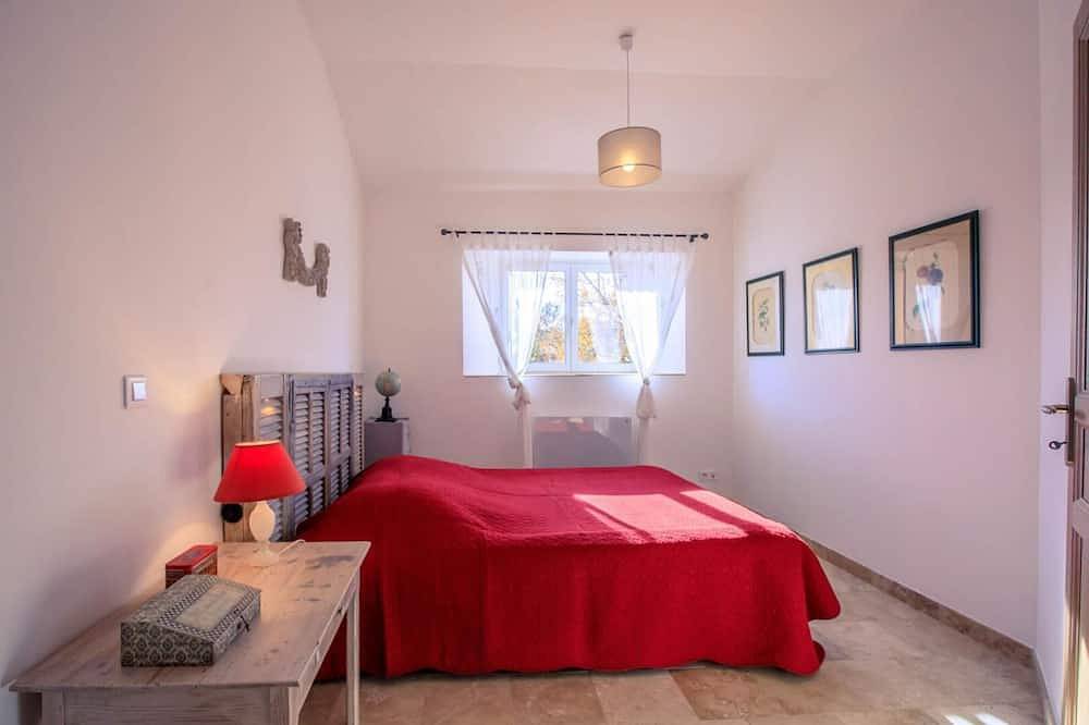 La Bastide d'Emilie Sud Ouest in Saint-Antonin-du-Var, Brignoles Region