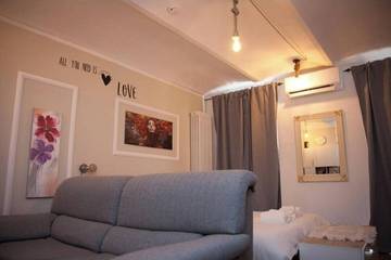 Gîte pour 2 personnes, avec jardin, animaux acceptés à San Damiano d'Asti