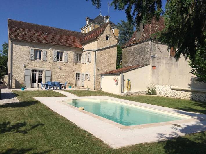 Villa pour 8 personnes, avec Terrasse ainsi que Jardin et Piscine