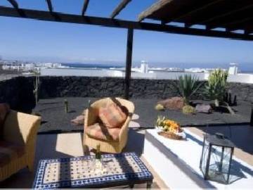 Bungalow für 4 Personen, mit Pool und Garten in Playa Blanca