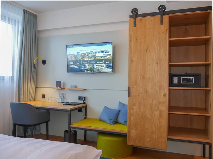 Hotel Federwerk - Standard-Doppelzimmer Entwicklung in St. Georgen im Schwarzwald, Mittlerer Schwarzwald