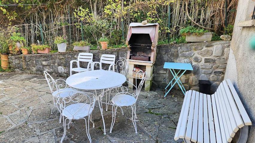 Gîte pour 4 personnes, avec Terrasse et Jardin à Méolans-Revel - 2