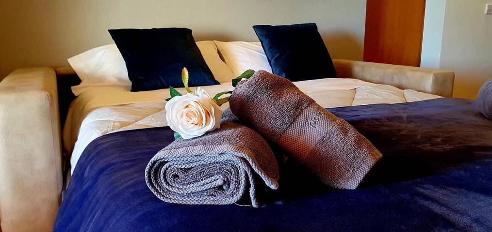 Casa de vacaciones para 6 personas, con jardín y piscina además de jacuzzi y terraza en Bages - 2