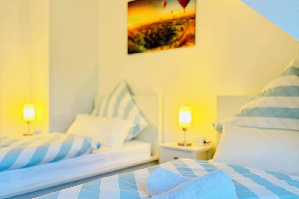 Entire apartment, Apartment 4you Cologne-Frechen in Frechen, Rhein-Erft-Kreis