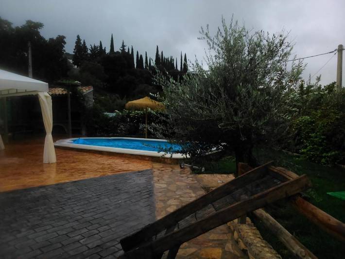Casa de vacaciones para 13 personas, con piscina y terraza además de vistas y jardín, Se admiten mascotas en Sierra Sur Jaen - 3