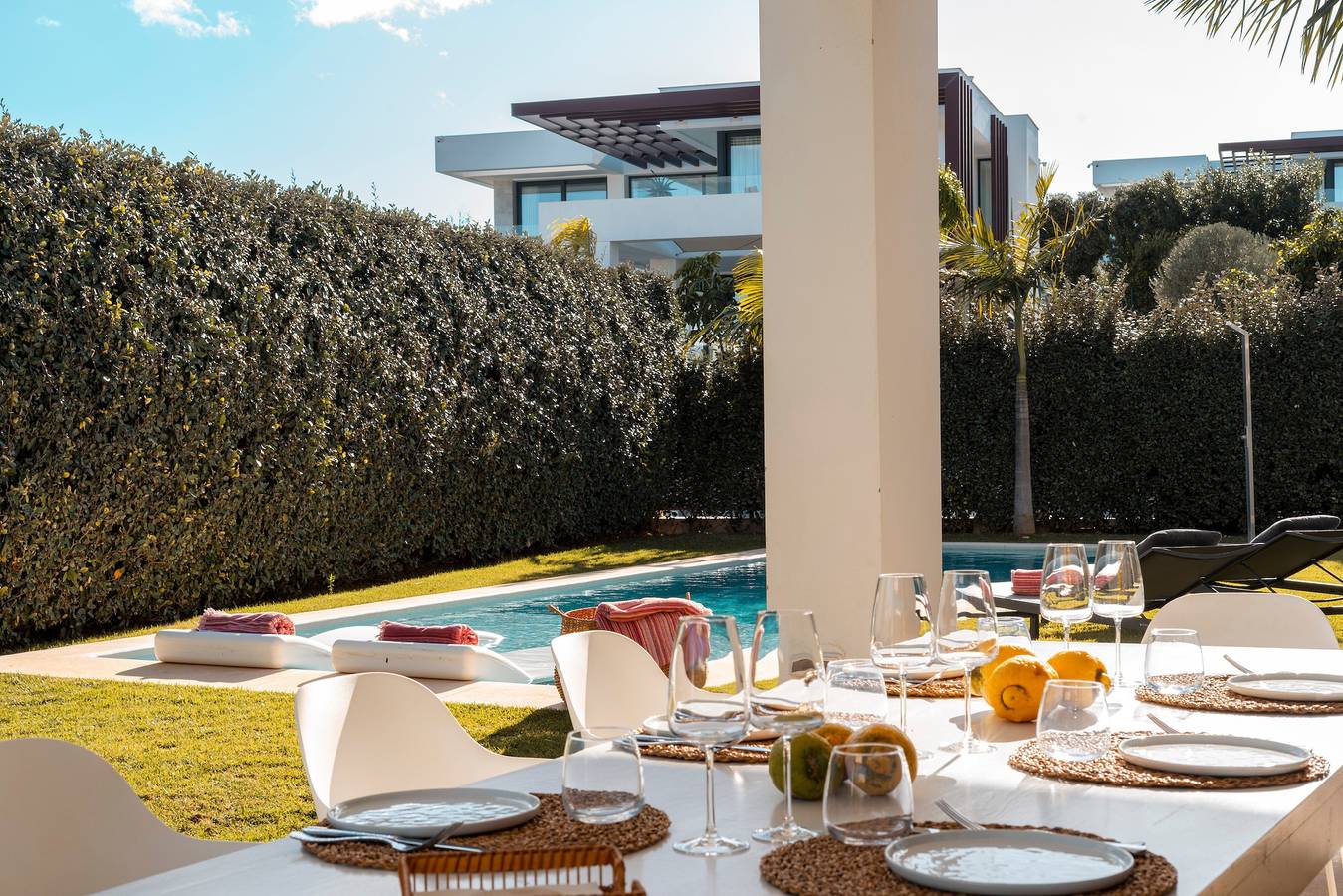 Villa 'Dominica 10' with Sea View, Wi-Fi and Air Conditioning in Estepona, Costa del Sol