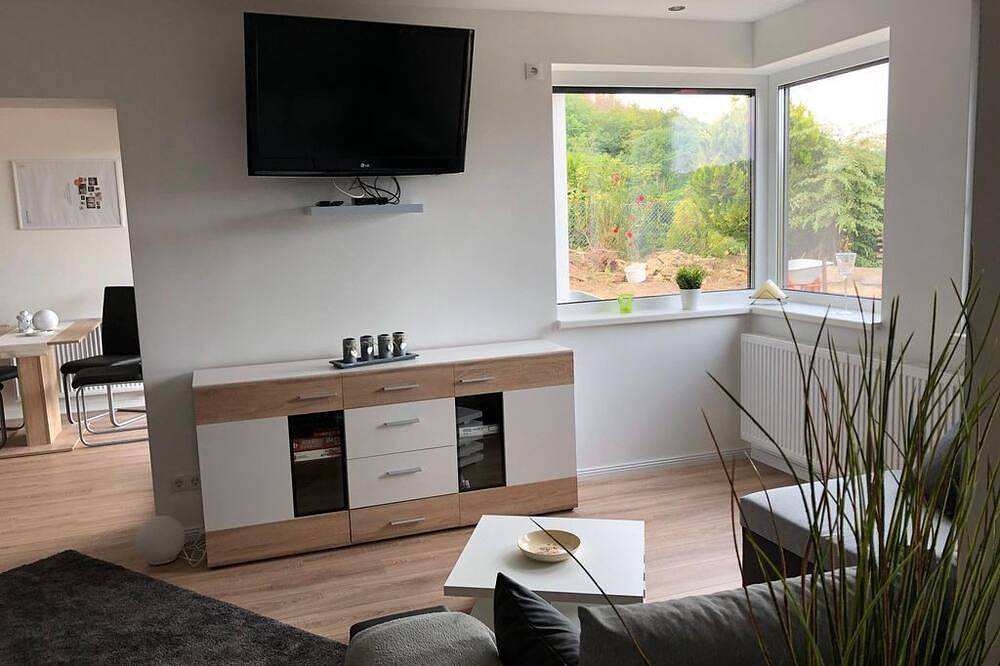 Ganze Wohnung, Ferienwohnung Wolfsdelle - Ferienhaus Rheinblick in Rhens, Osteifel
