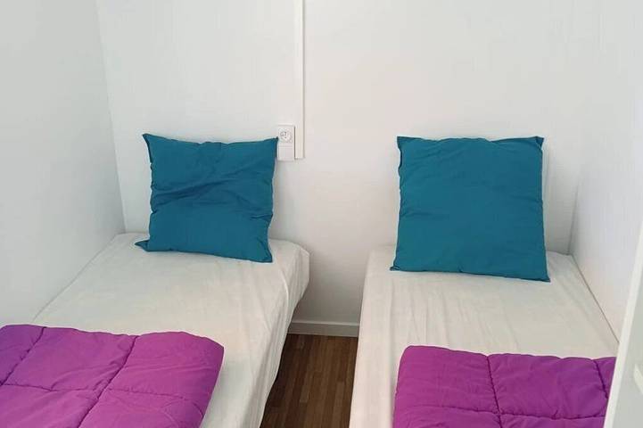 ZEcamping 4* pataugeoire animaux acceptés cottage TV Lv clim 32m2 in Foix, Ariège