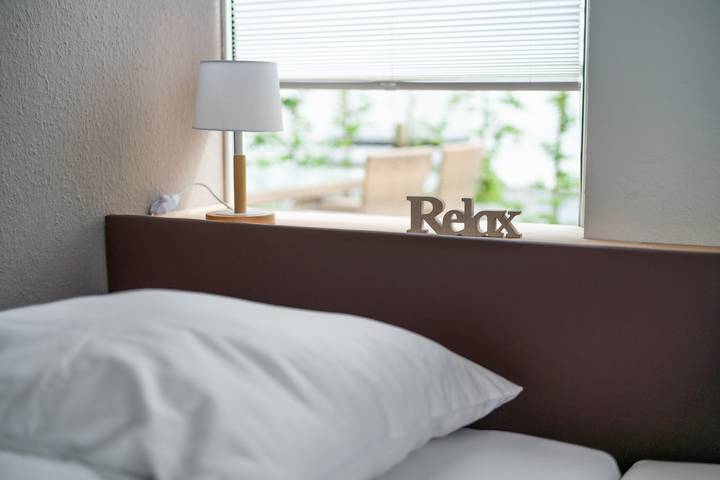 Ferienwohnung für 2 Personen, mit Terrasse und Garten in Friedrichshafen - 4