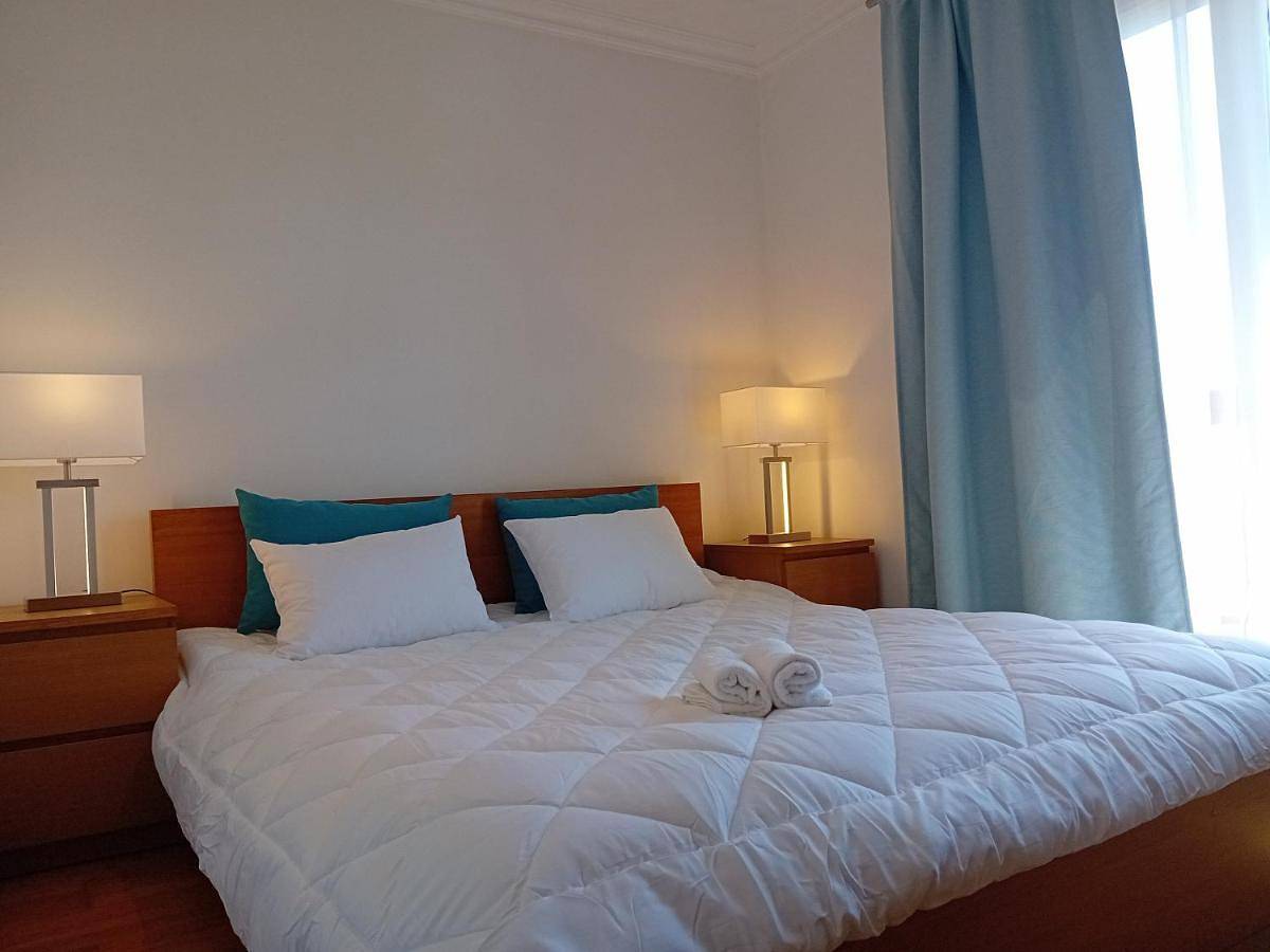 Apartamento inteiro, Lisbon Blue - Metro at your Door in Lumiar, Costa de Lisboa