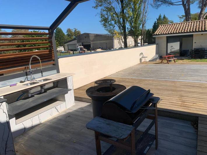 Gîte pour 2 personnes, avec terrasse et piscine à Tresses - 3