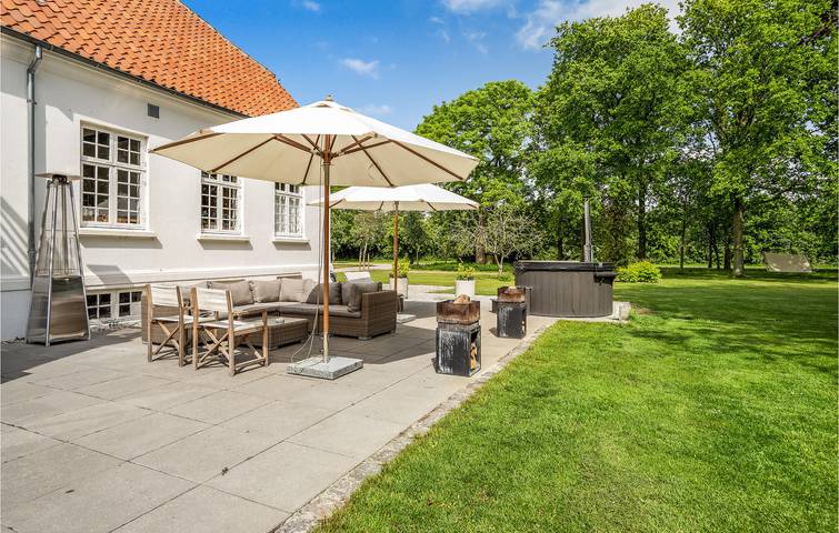 Ferienhaus für 16 Personen, mit Terrasse und Garten in Lolland - 3