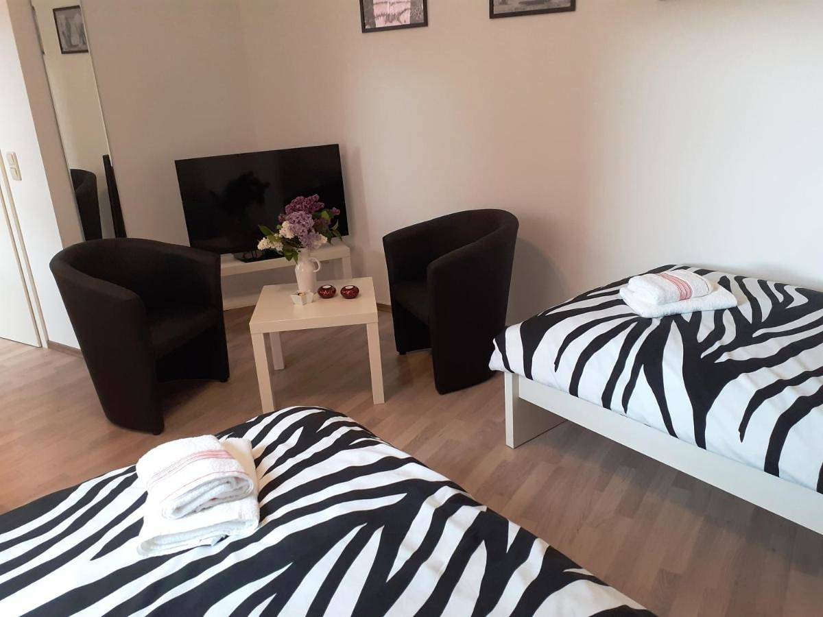 Ganze Wohnung, Double Room with Private Bathroom in Wittenberge, Prignitz