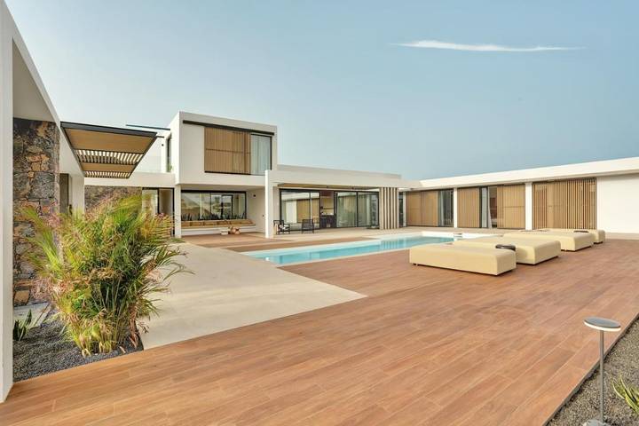 Villa für 10 Personen, mit Pool und Ausblick sowie Garten - 1