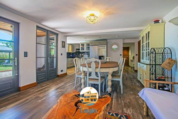 Villa pour 10 personnes, avec piscine et terrasse à Sète - 4